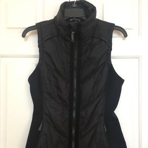 Athleta Rock Ridge Vest, black XS